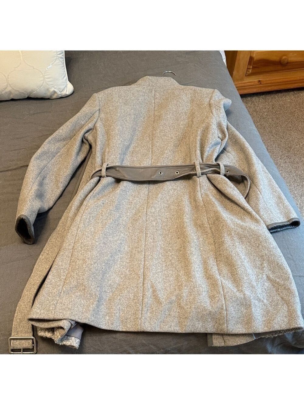 Vince Camuto Gray Trench Coat Belt - Picture 7 of 7